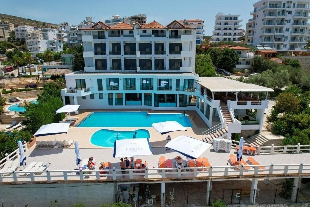 Изображение Hotel Emblem 3*