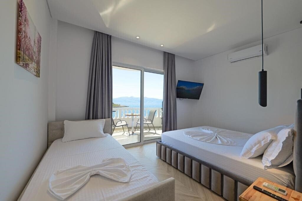 Фото Villa Juna Beach 4*