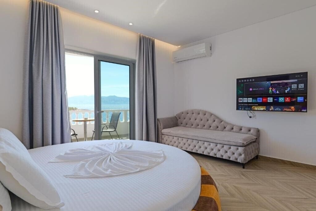 Изображение Villa Juna Beach 4*