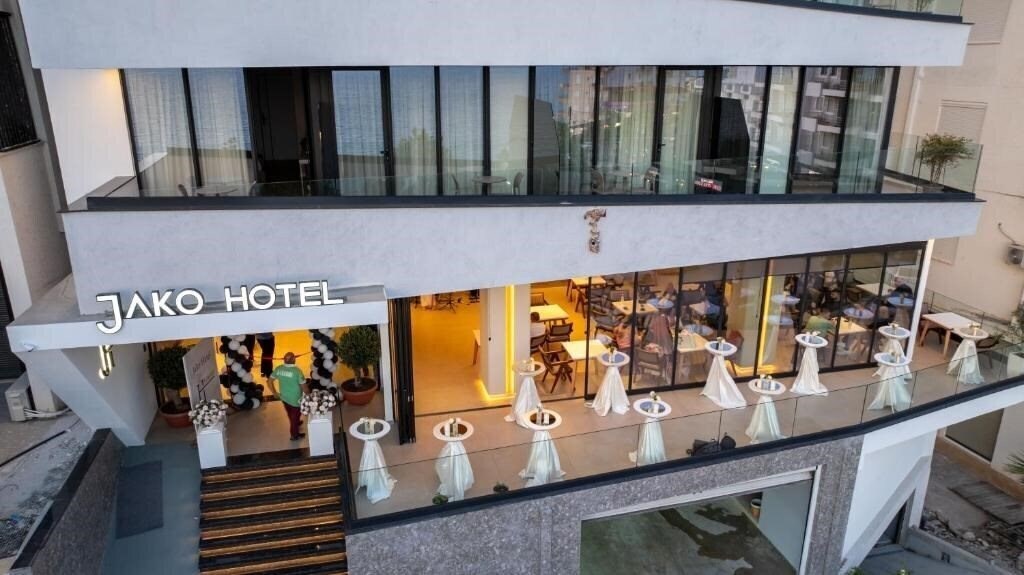 Отель Jako Premium Hotel 4*