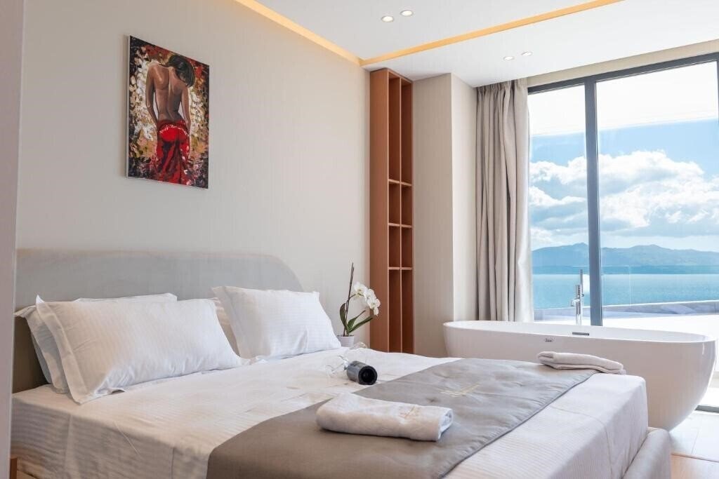Готель Jako Premium Hotel 4*