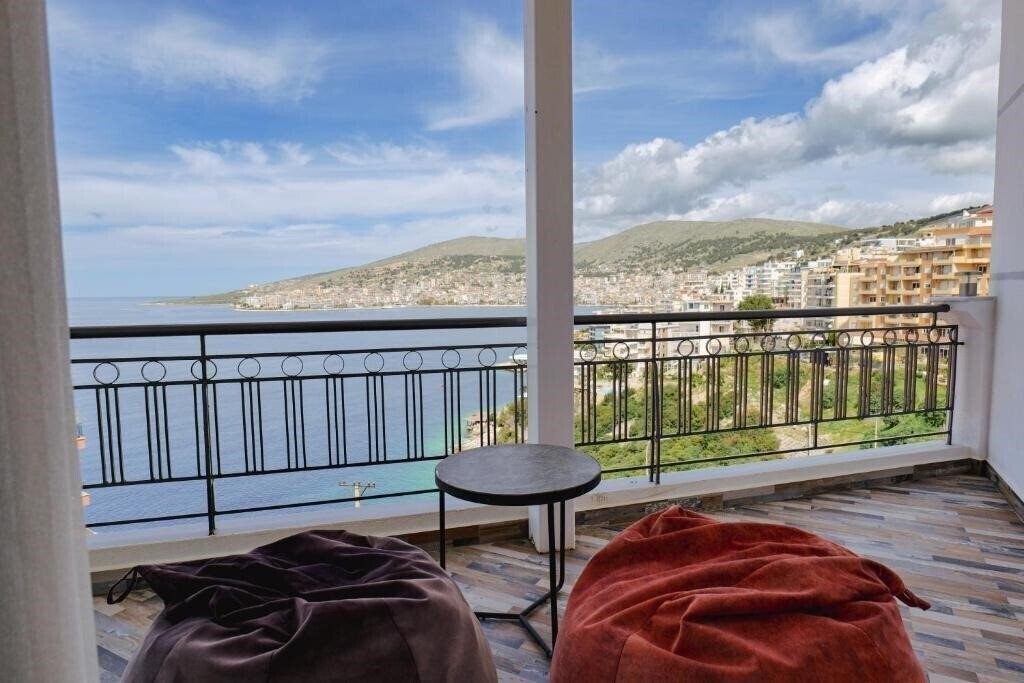 Готель Asi Rooftop Hotel 4*