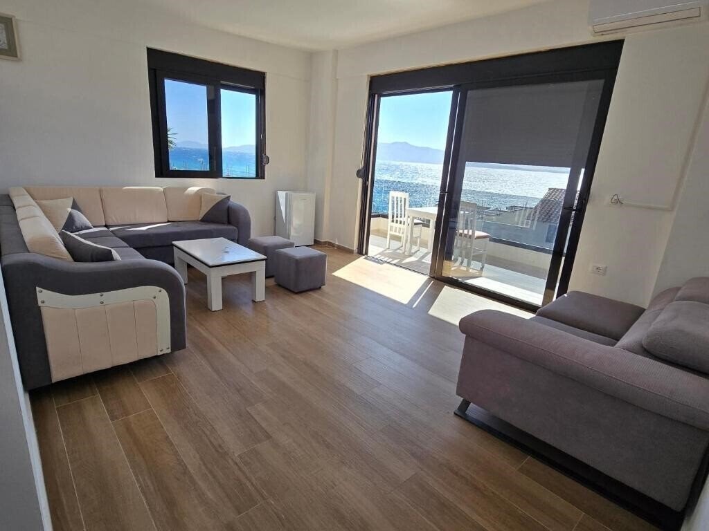 Картинка Azure Bay Resort 3*