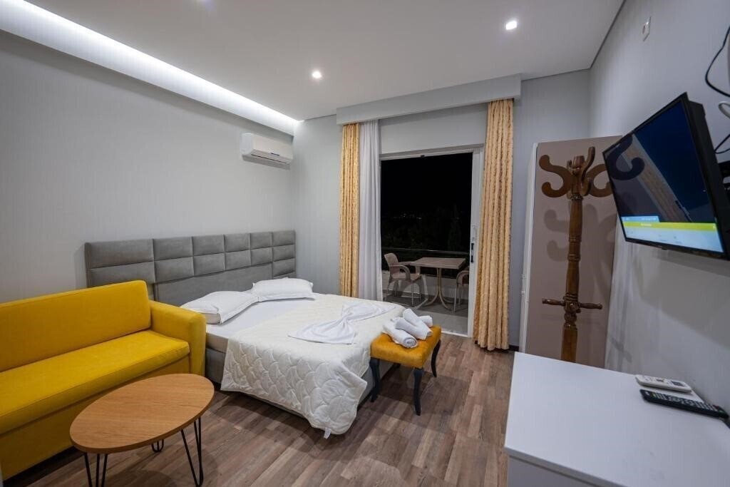 Картинка Sunkissed Hotel 3*