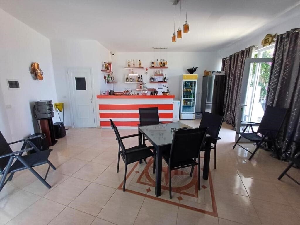 Картинка Hotel Sherifi 3*