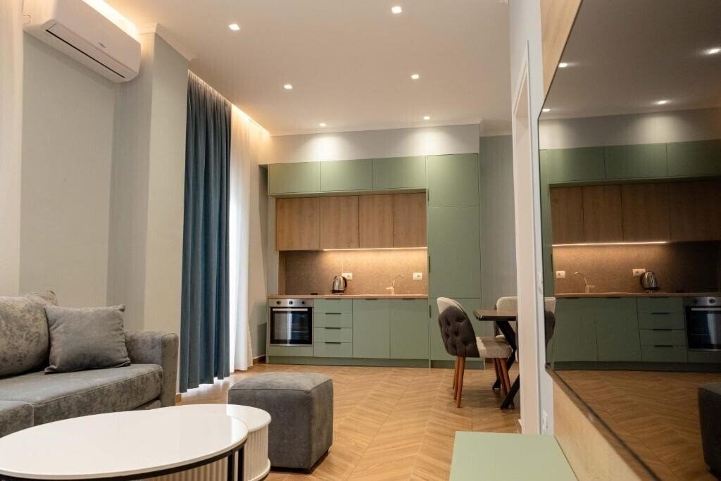 Фото Regal Luxury Apartments 3*