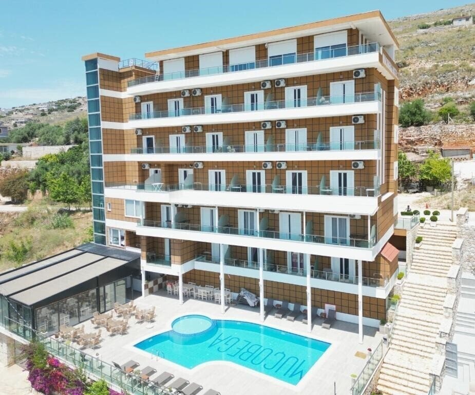 Отель Mucobega Hotel 2 4*