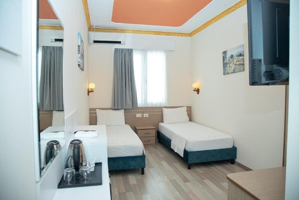 Картинка Hotel Number One 3*