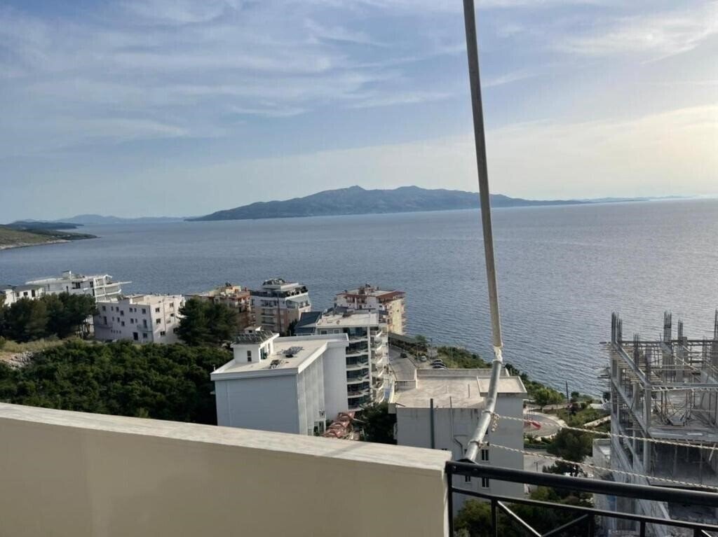 Отель Yllis Apartments 3*