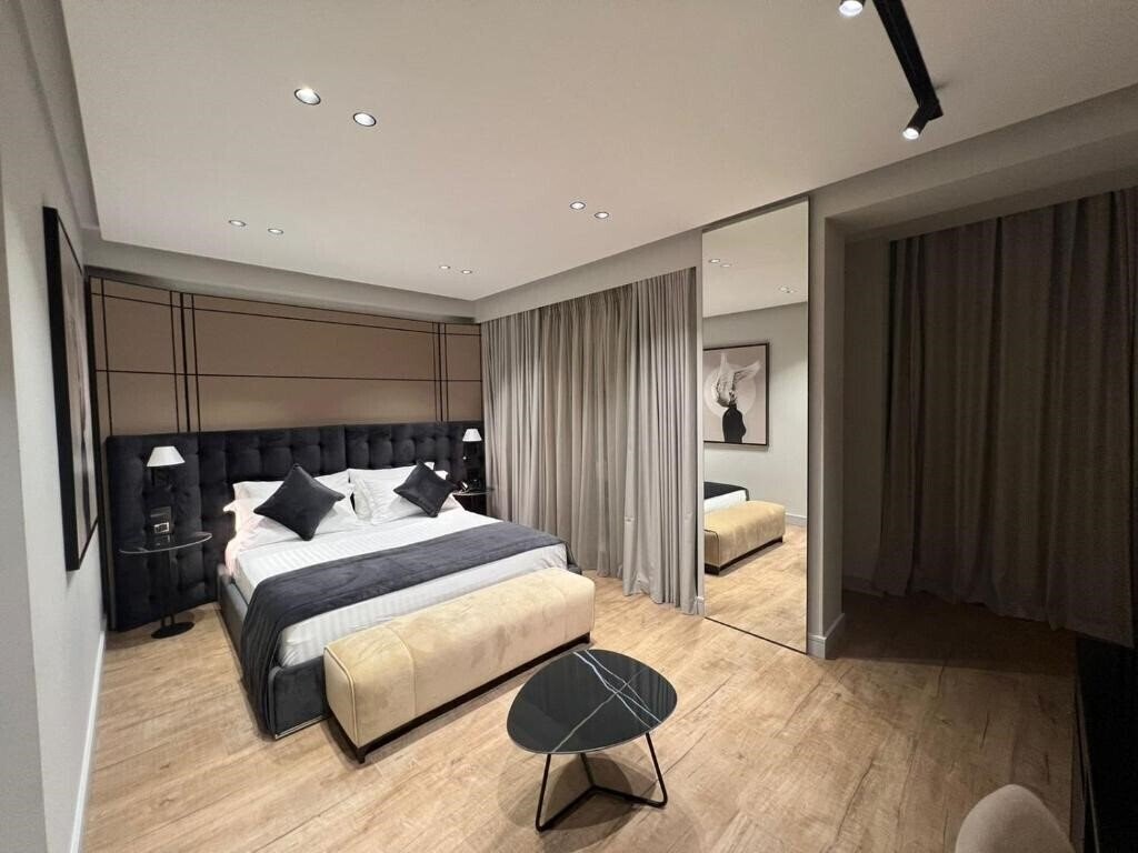 Отель Rozafa Palace 4*