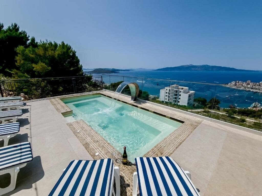 Готель Sunset Shoreline Saranda 3*