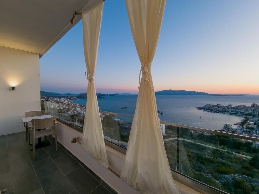 Зображення Sunset Shoreline Saranda 3*