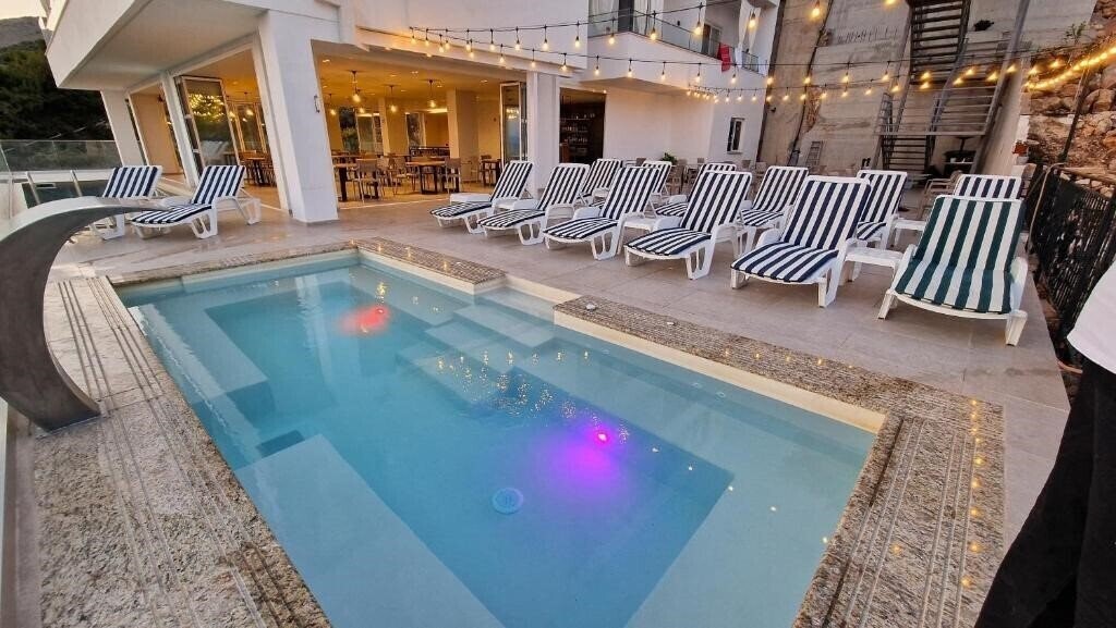 Картинка Sunset Shoreline Saranda 3*