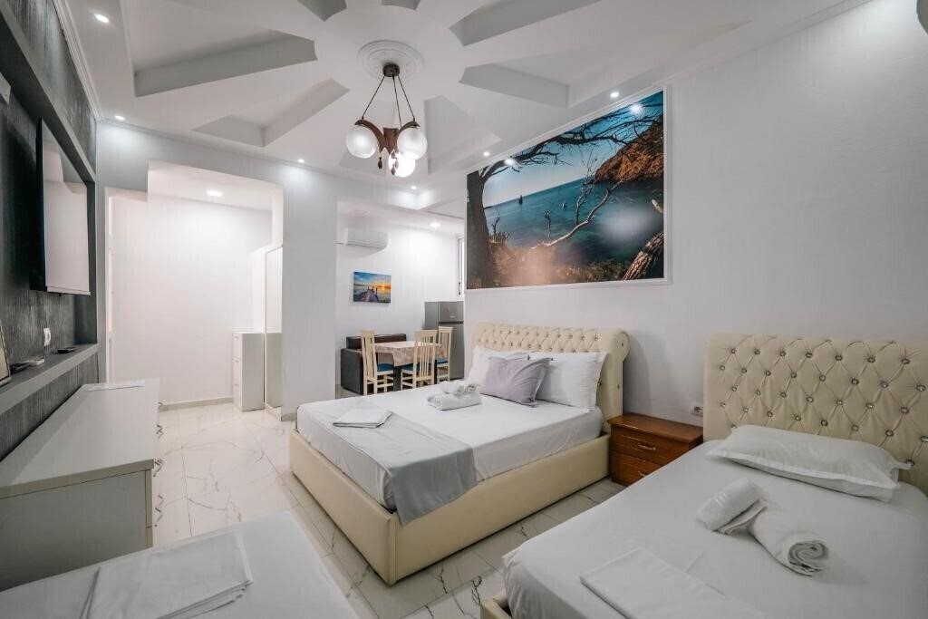 Фото Andy Apartments 3*