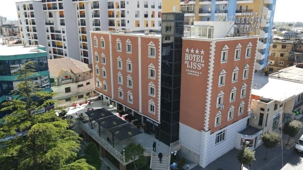 Готель Hotel Liss 4*