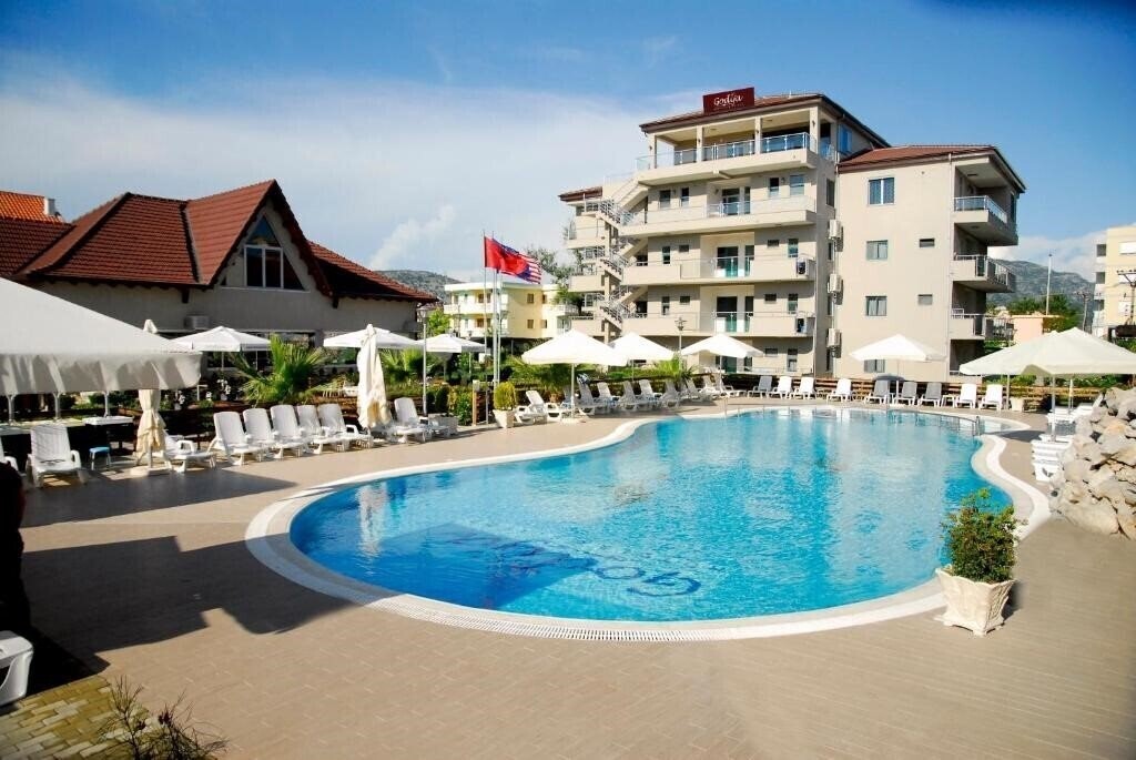 Фотографія Godija Hotel & Suites 3*