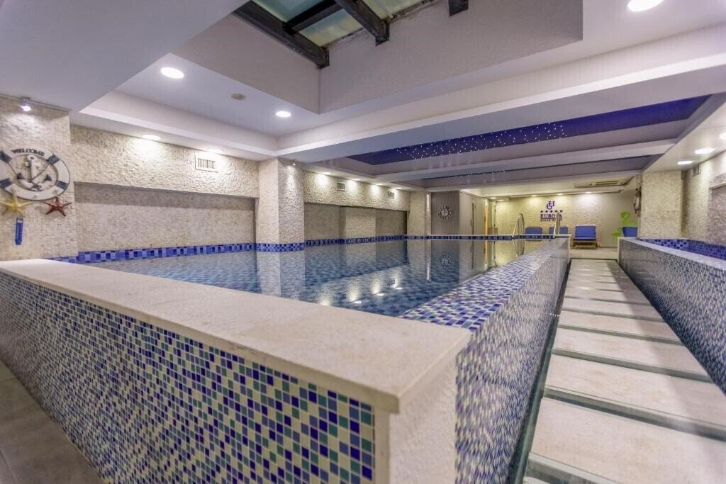 Фотография Grand Hotel Europa 5*