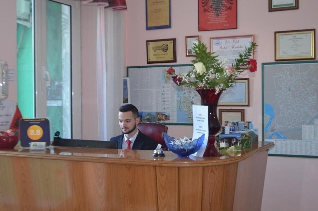 Готель Hotel Kaduku 3*