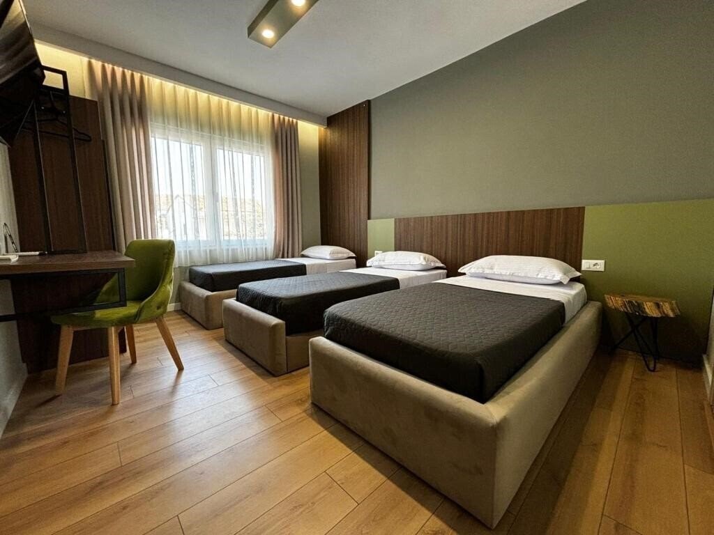 Отель Hotel Ikona 4*