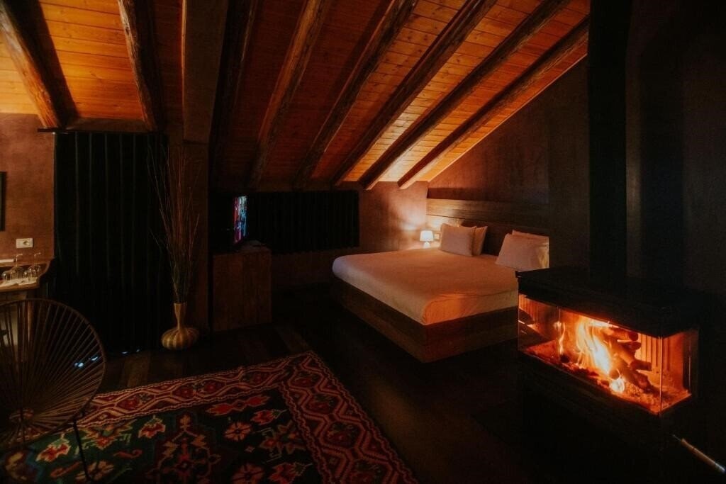 Отель Dims 4*