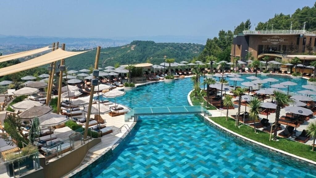 Отель Select Hill Resort 5*