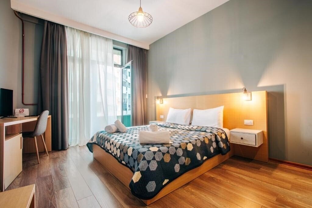 Фото Arc Hotel Tirana 3*