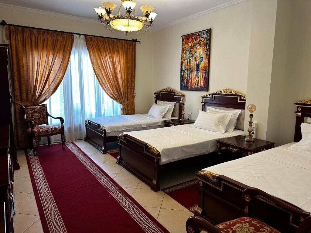 Фото Dinasty Hotel 4*