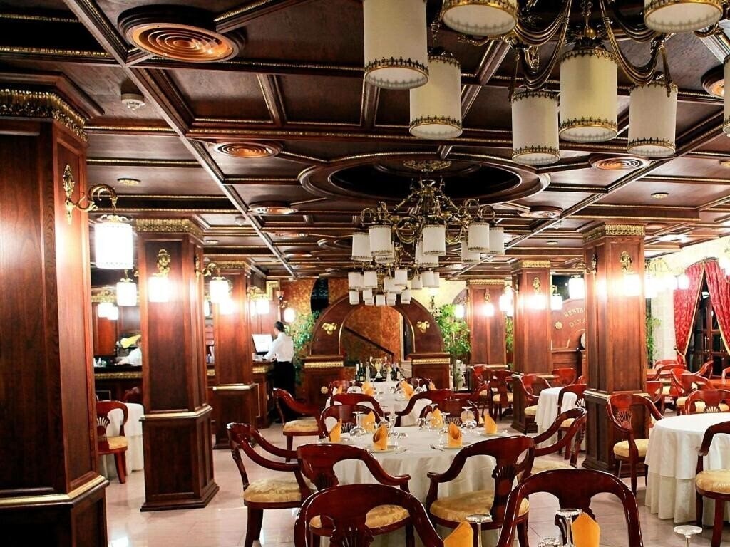 Изображение Dinasty Hotel 4*