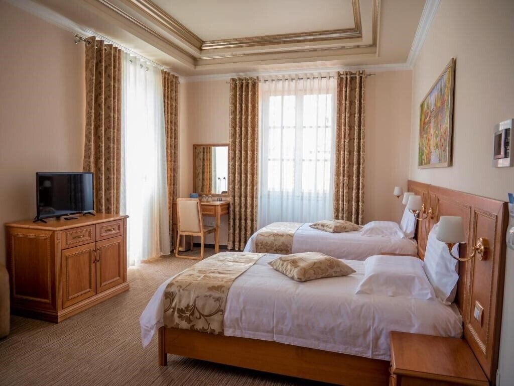 Готель Hotel Boka 4*
