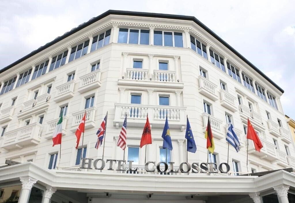 Отель Hotel Colosseo Tirana 4*