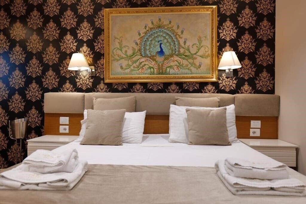 Фотография Hotel Queen 3*