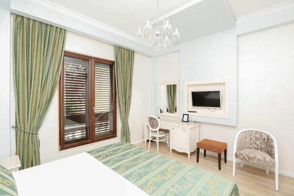 Фотографія Oxford Hotel 4*