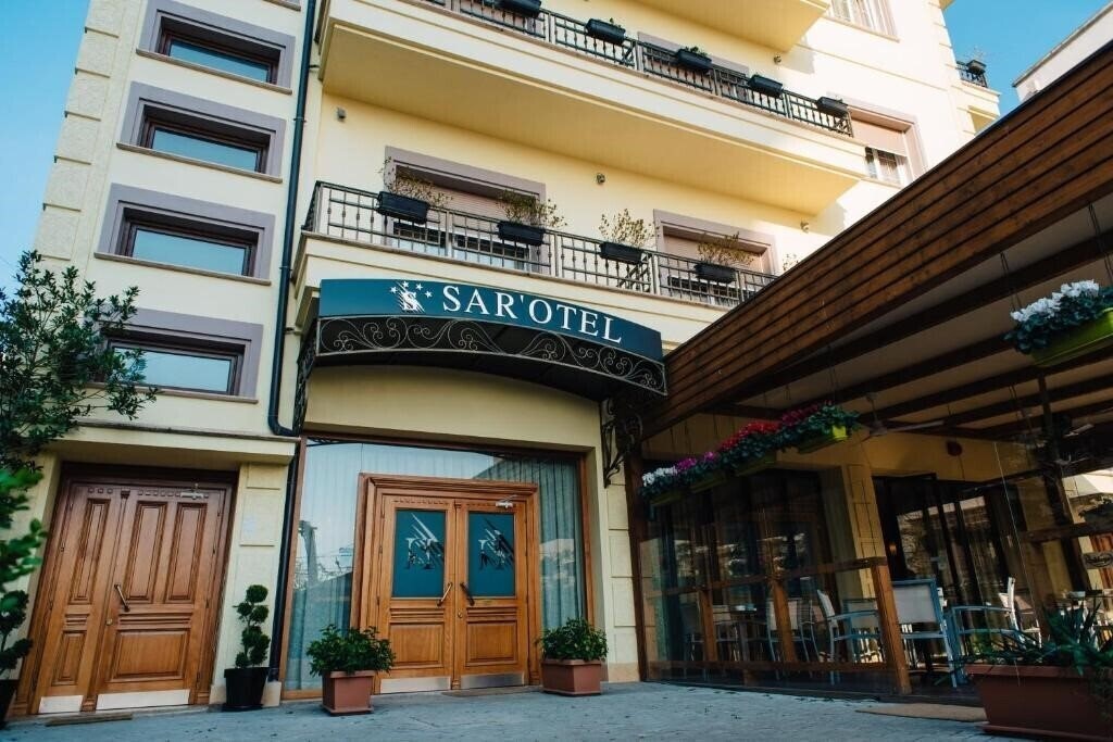 Отель Sar Otel 4*