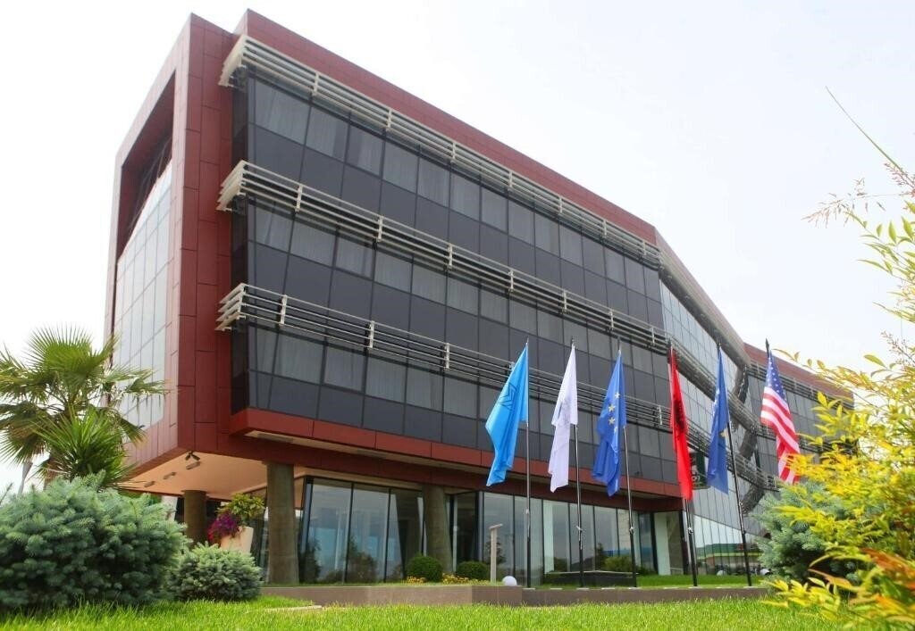 Отель Best Western Premier Ark Hotel 4*