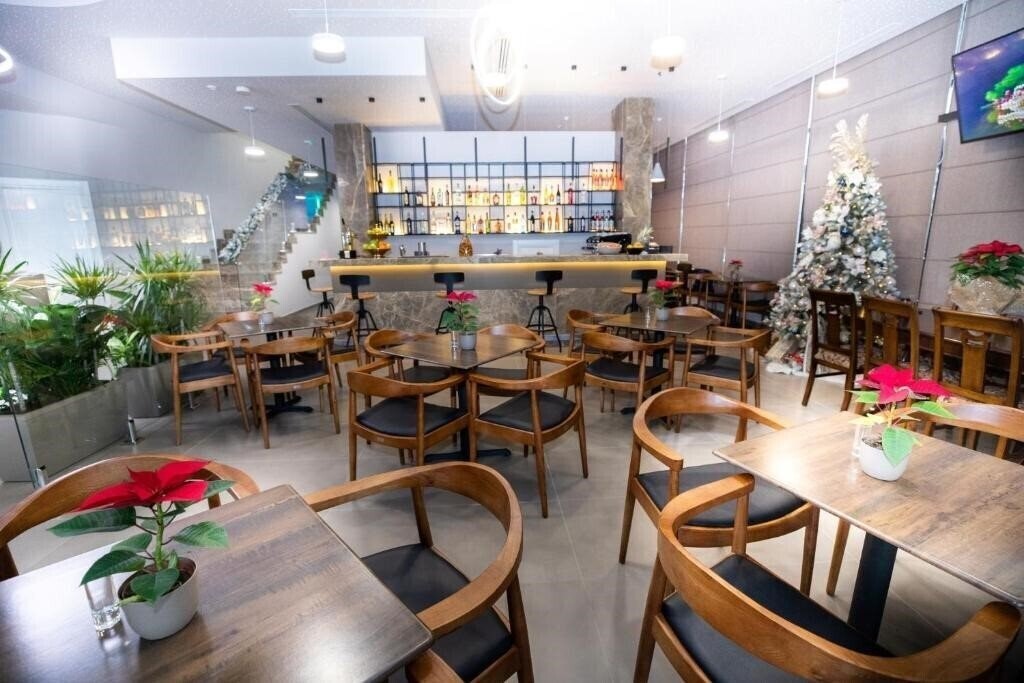 Зображення Metro Hotel Tirana 4*