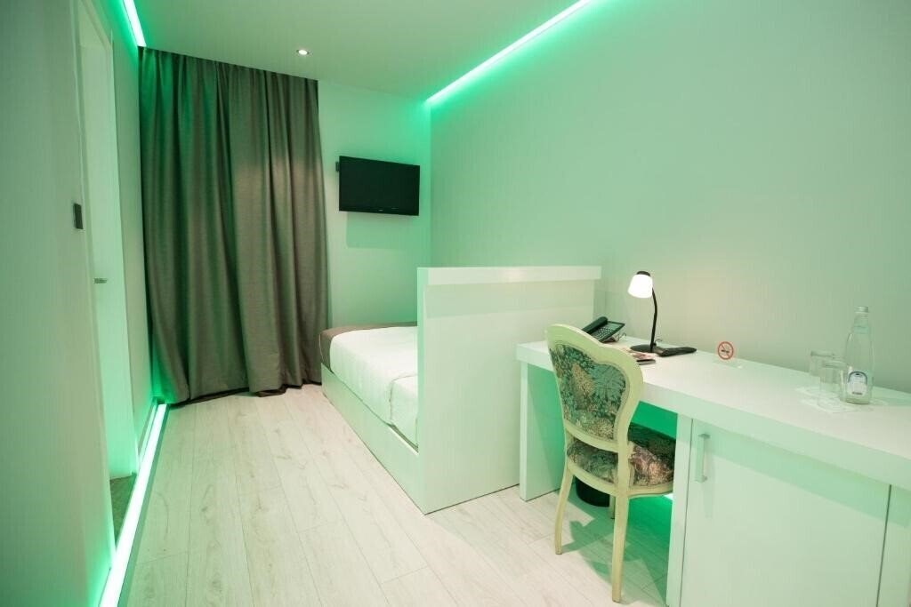 Картинка Metro Hotel Tirana 4*