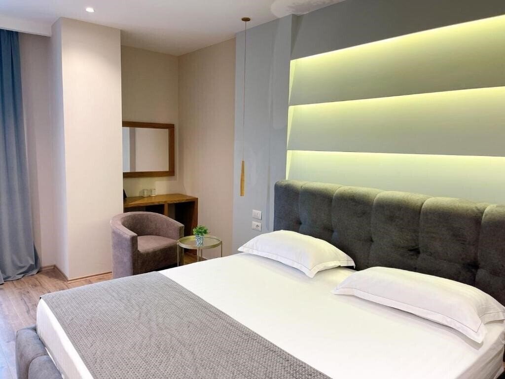 Картинка Light Hotel 3*