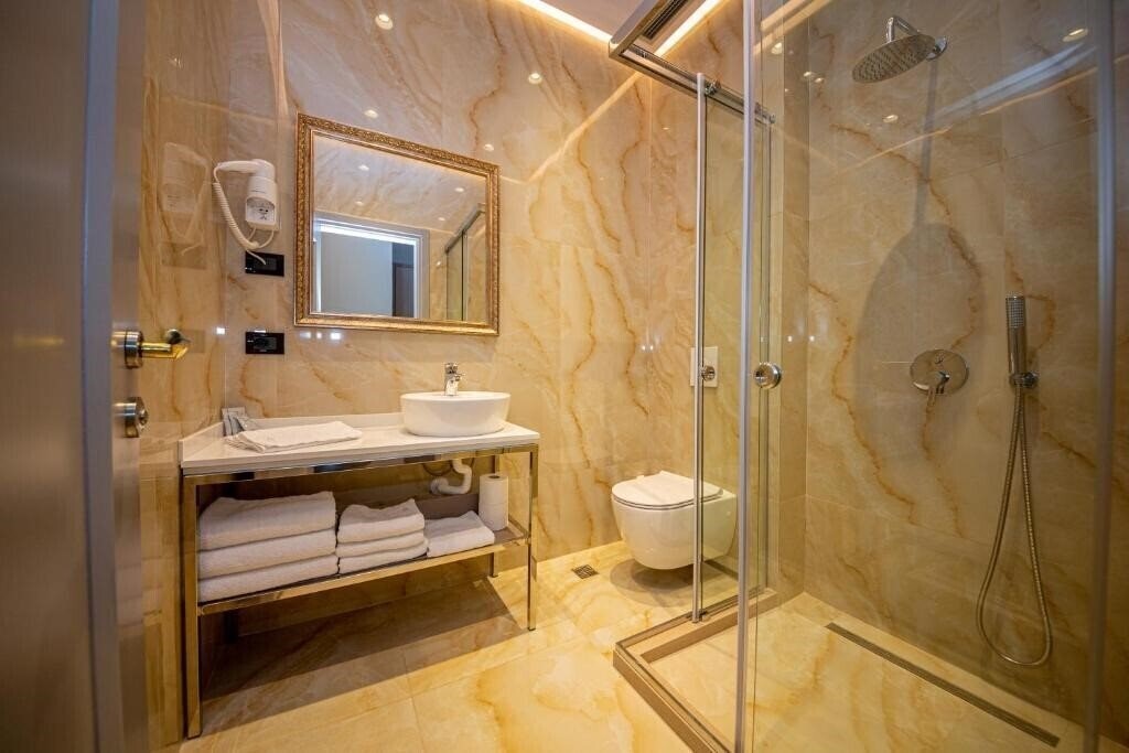 Фотография City Hotel 3*