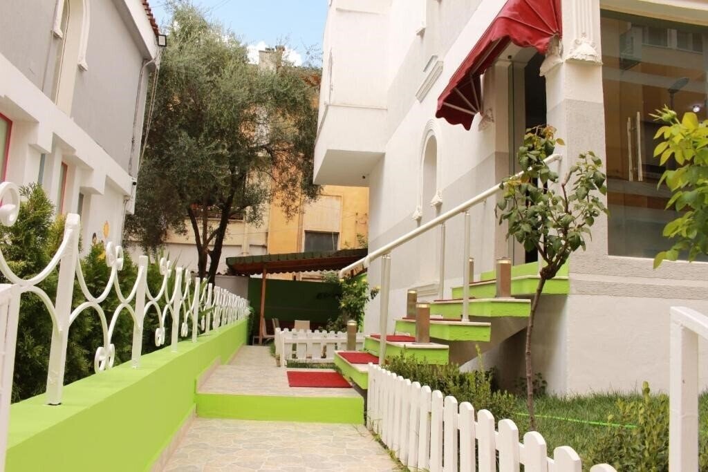 Фото Theranda Hotel 4*