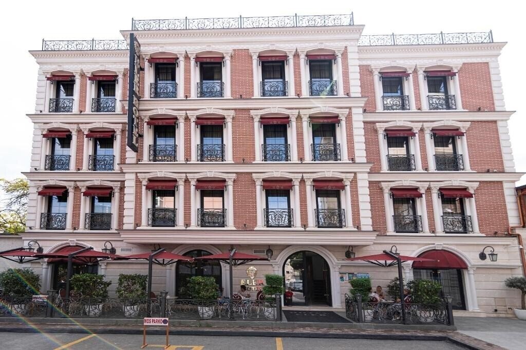 Отель Eler Hotel 3*