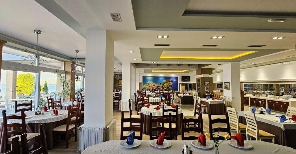 Фотографія Hotel Enkelana 3*