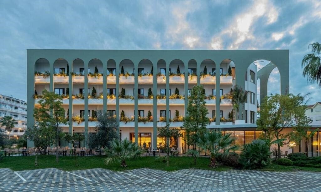 Фото Flower Hotels & Resorts 4*