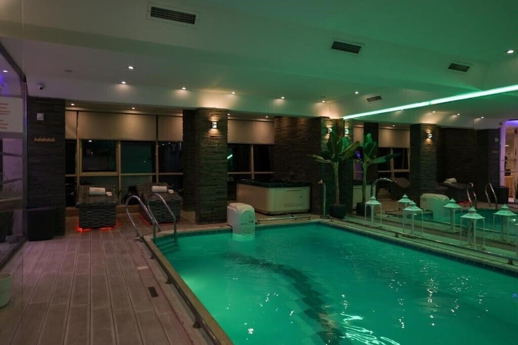 Фотография Grand Hotel & SPA Tirana 4*