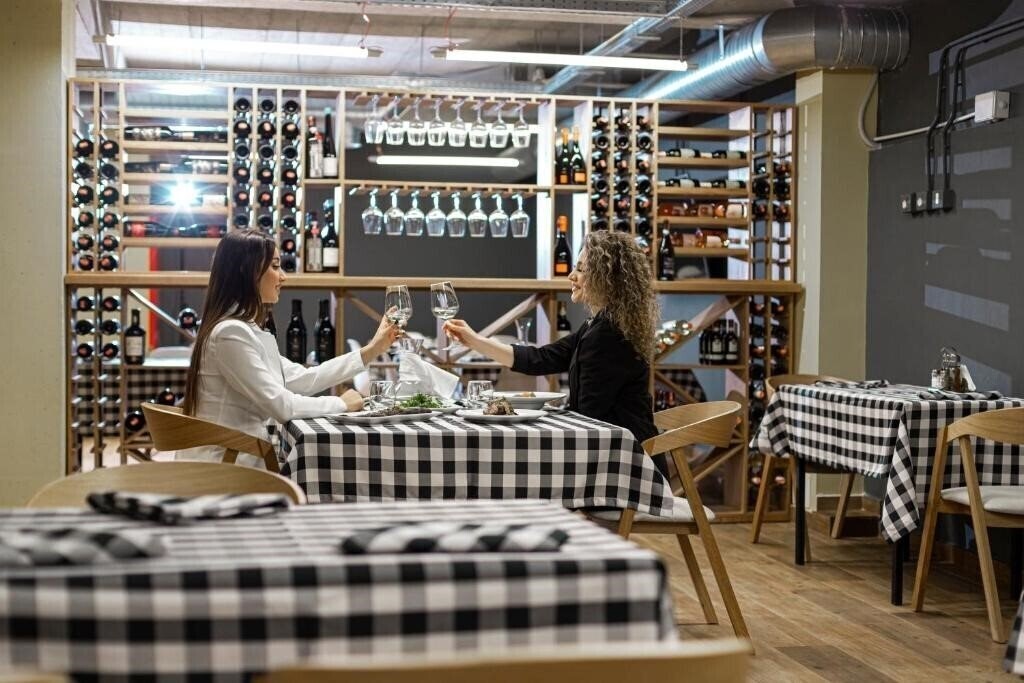 Изображение Olivar Hotel Tirana 4*