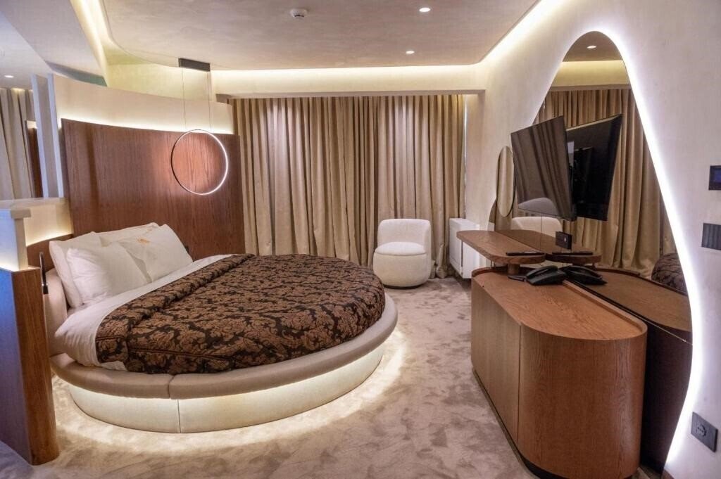 Готель Mattis Hotel 4*