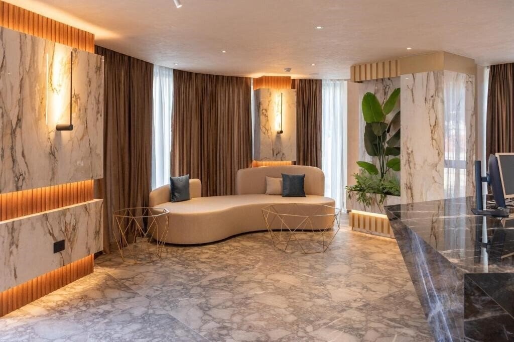 Фото Mattis Hotel 4*