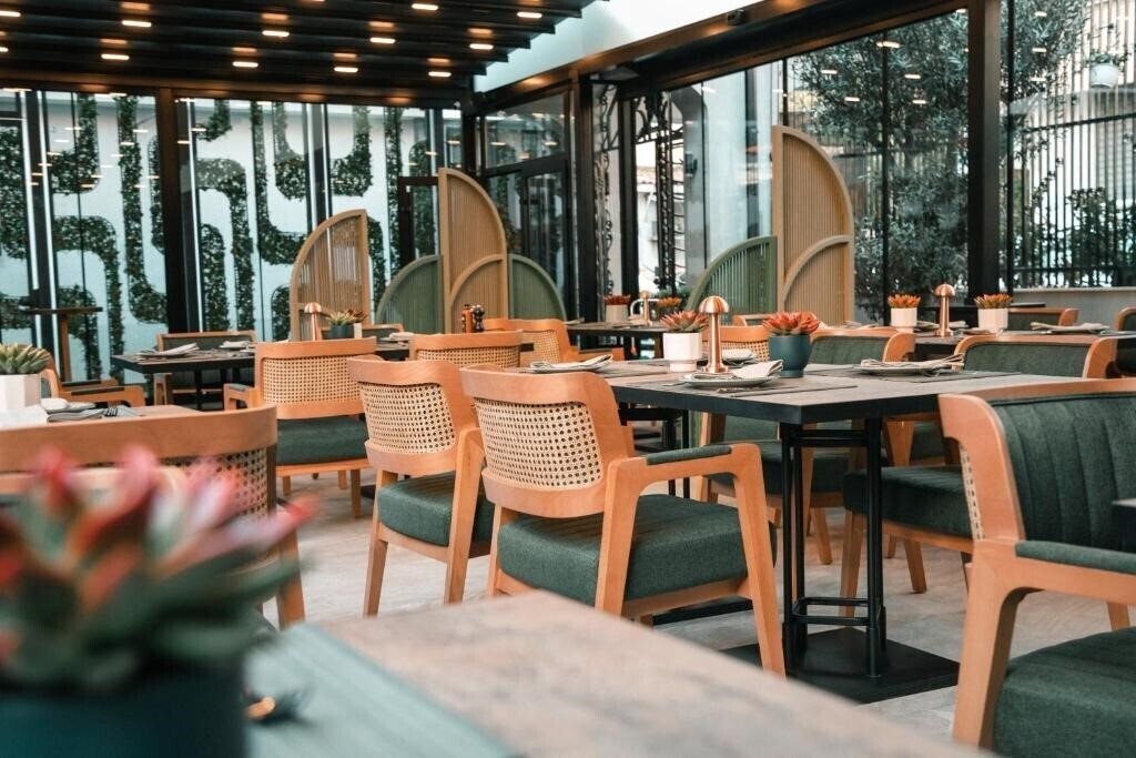 Фото Triss Hotel 4*