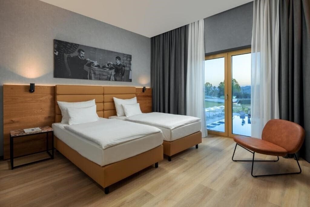 Фото MK Hotel Tirana 5*