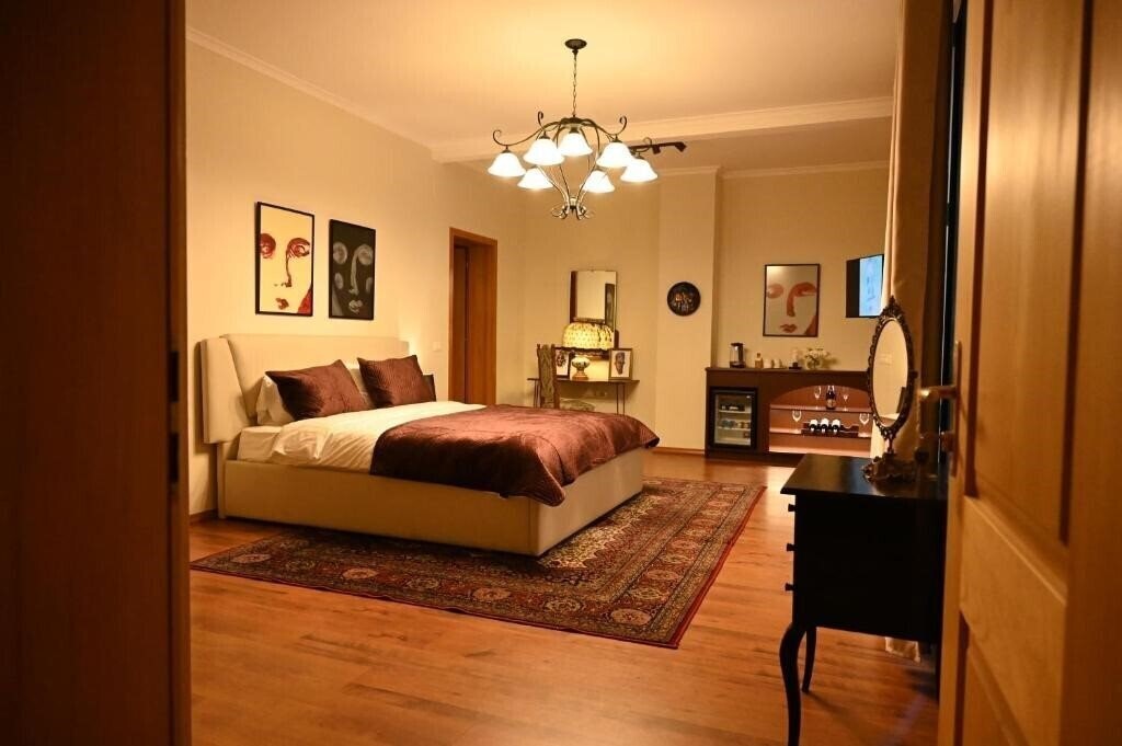 Отель Niche Boutique Hotel 4*