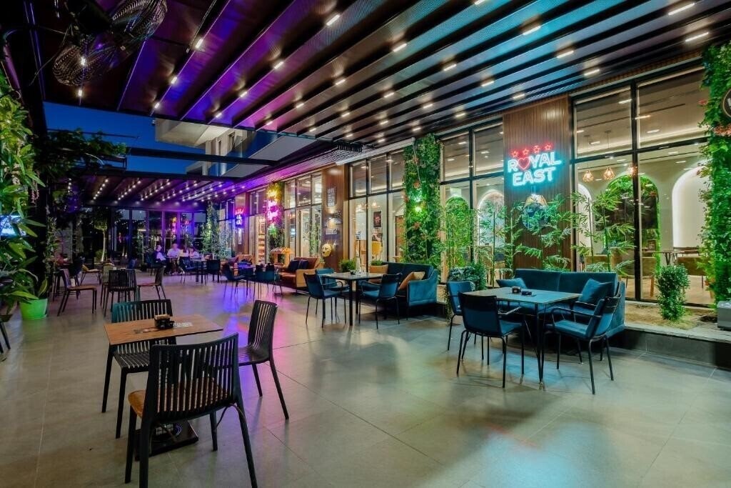 Фото Royal East Resort 4*